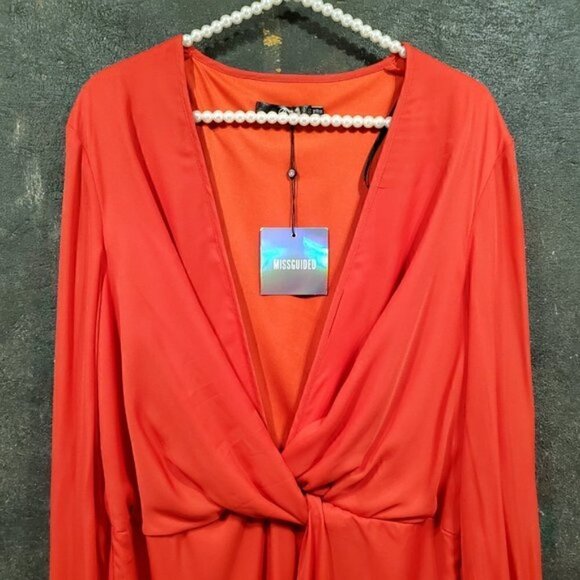 Missguided Mini Dress 14 NWT Red Curve Twist Front Red Cuff Split Sleeve Party - Picture 4 of 14